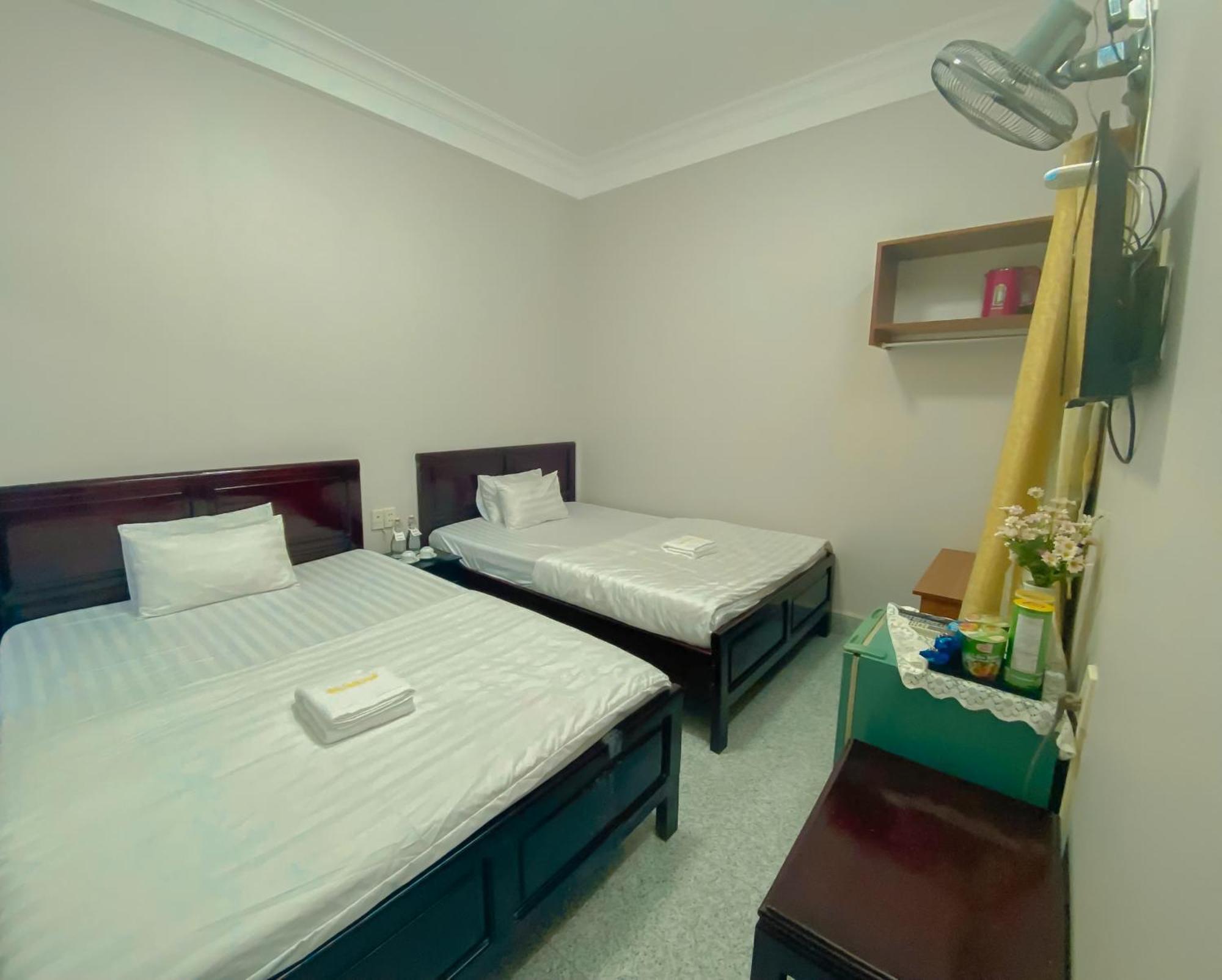 Amy Hotel Hue Exterior photo