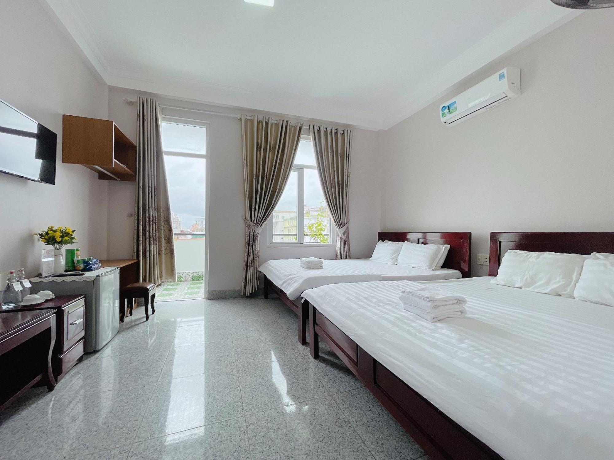 Amy Hotel Hue Exterior photo